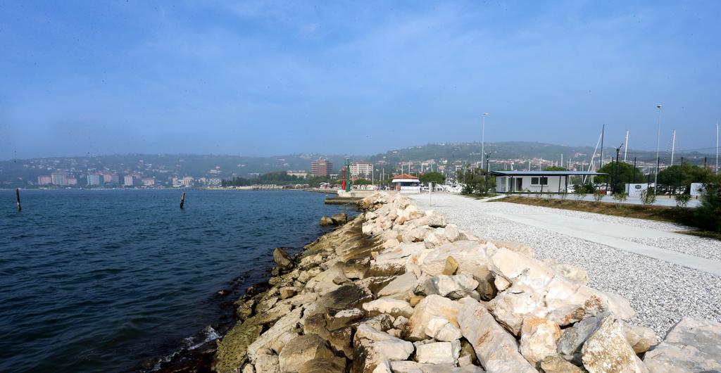 فيلا Floating Sea House Kahne بورتوروز المظهر الخارجي الصورة