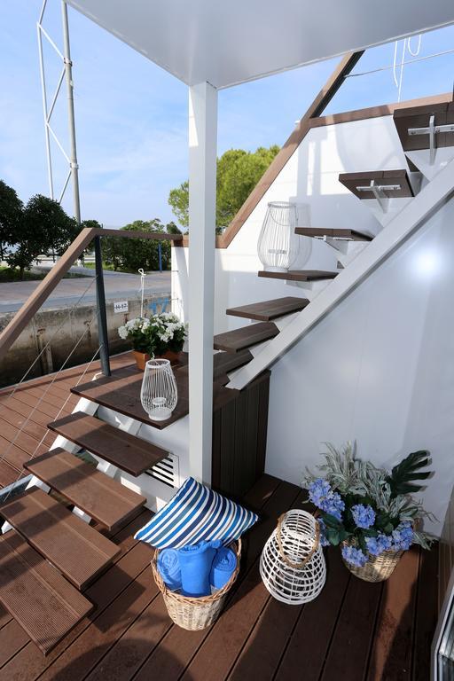 فيلا Floating Sea House Kahne بورتوروز المظهر الخارجي الصورة